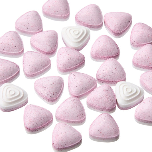 Kracie Frisk Fruity Fresh Grape Flavor Sugarless Mints 31.5g