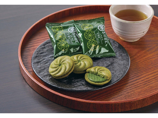 Montoile Iyemon Dark Matcha Cream Sandwich Cookies 119g
