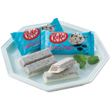 Nestle KitKat Cookies & Cream Wafer 9pcs - pack view 2