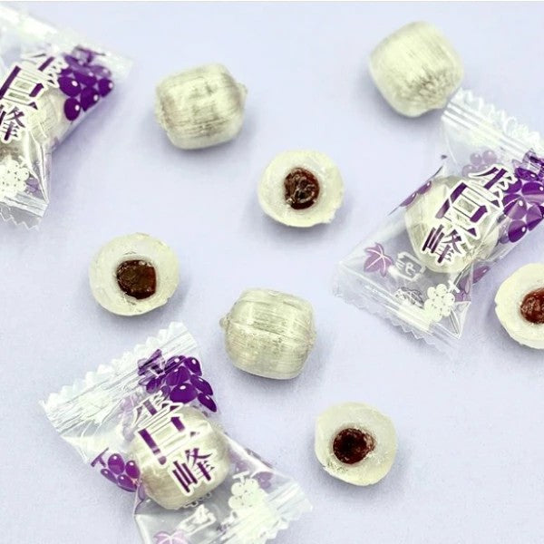 Ribon Japanese Kyoho Grape Filled Candy With Fruit Juice Center 54g