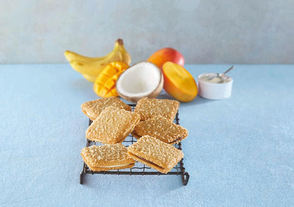 Akai Bohshi Coconut Choco Sand Sandwich Biscuits Assortment (2 Flavors) 6 pcs