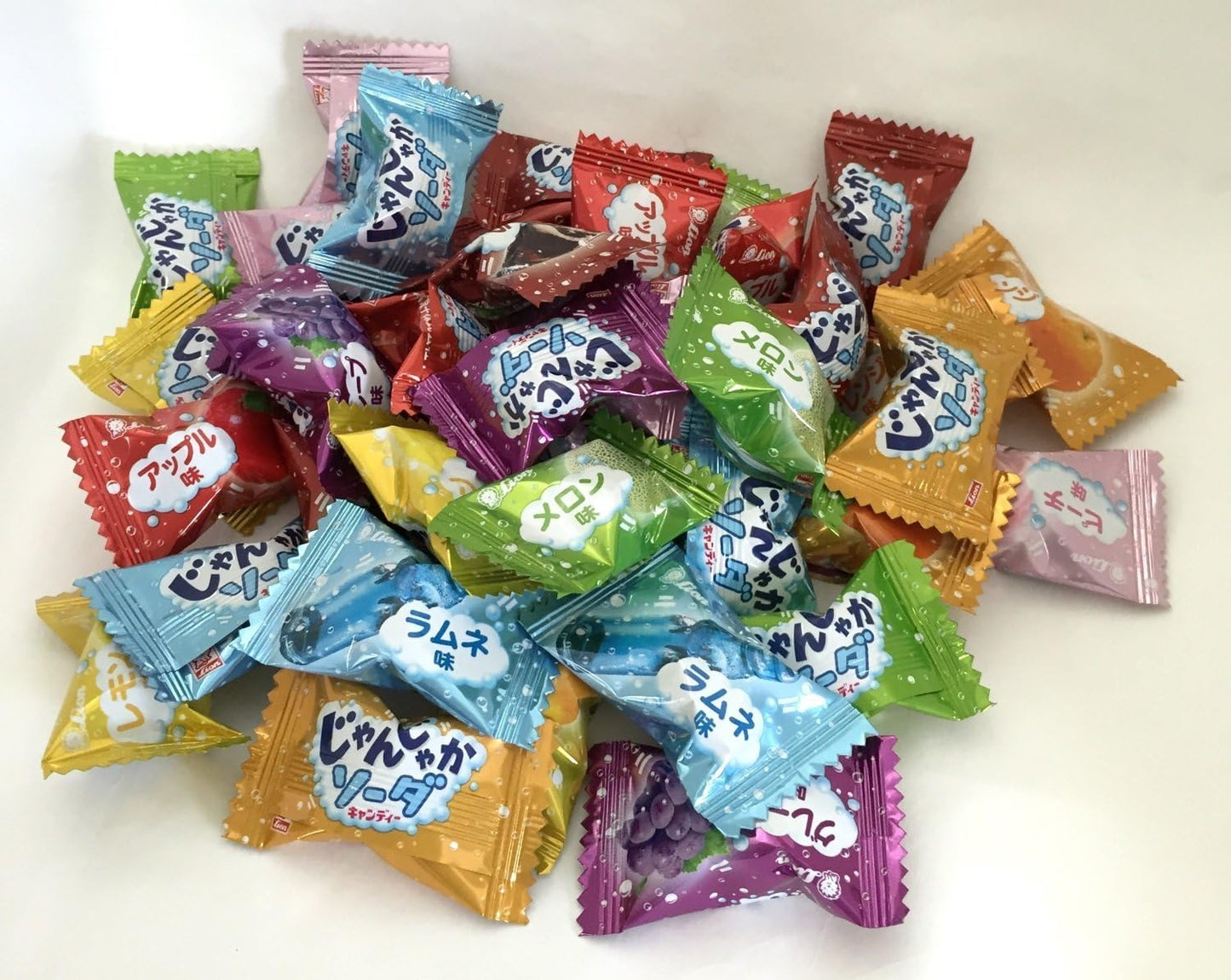 Lion Janjaka Soda Assorted Fruit Candy 114g